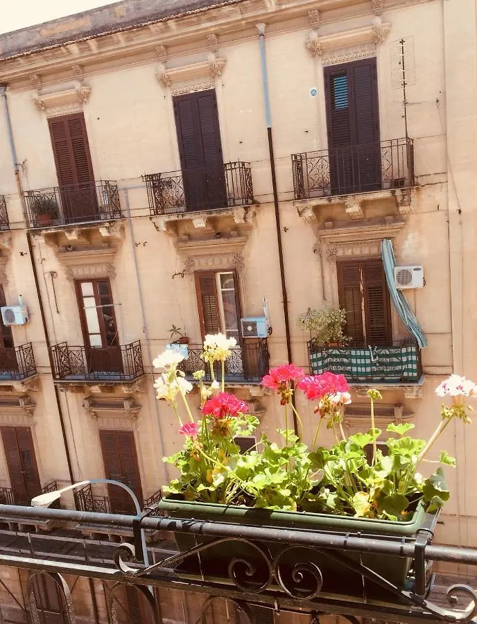 Go Go House 2 Casa Aprile Apartment Palermo 0*,  Italy